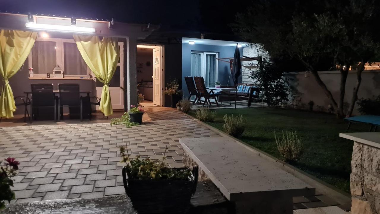 A24-House Villa Medulin Luaran gambar